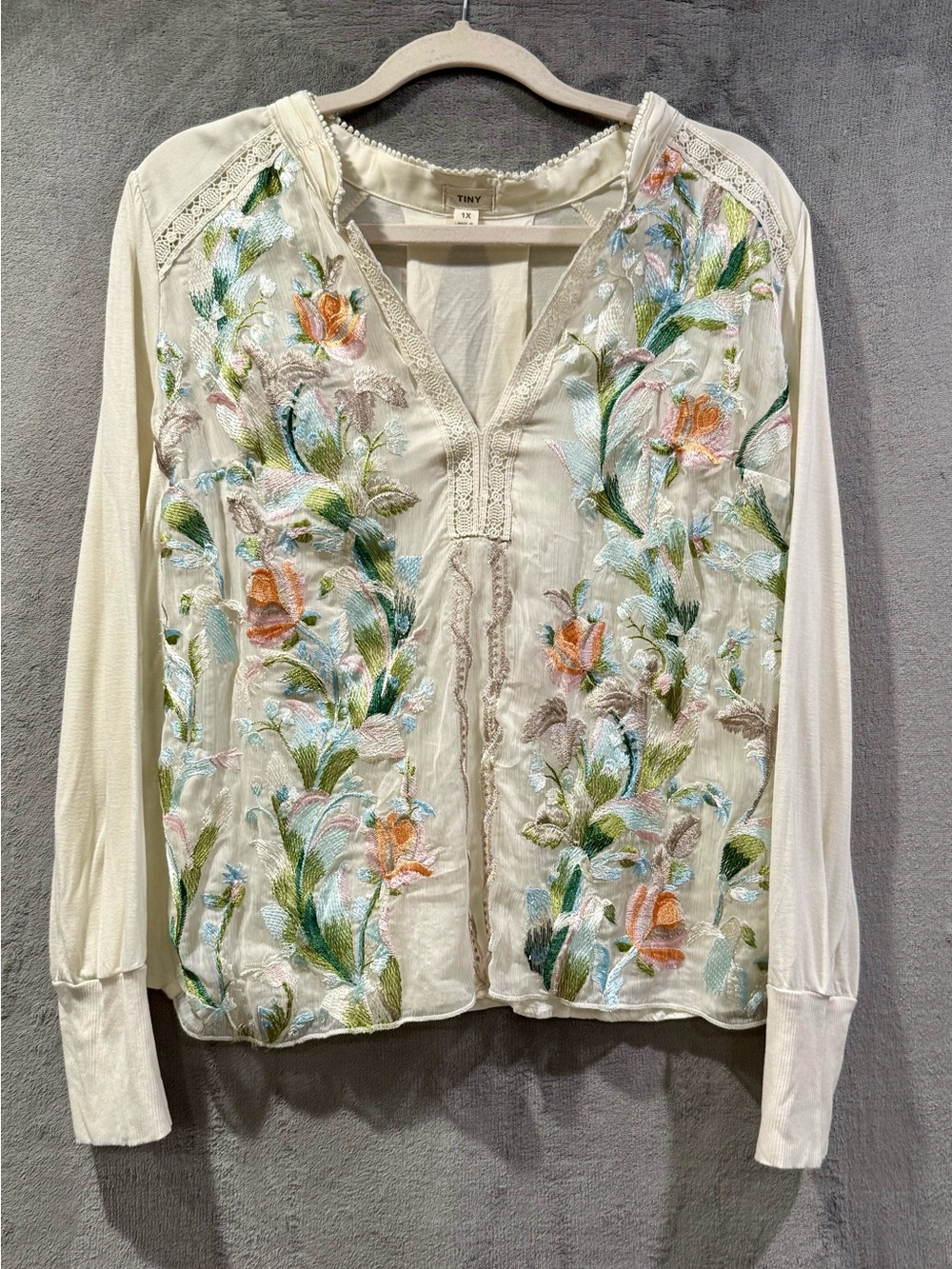 Anthropologie Tiny Eliana Embroidered Floral Garden Long Sleeve Top Size 1X Boho